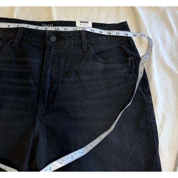 NWT Time and Tru Women's High Rise Straight Leg Crop Jeans Plus Size 18 Black - Picture 8 of 9